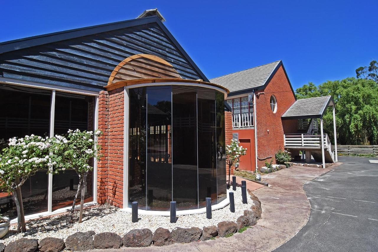 Main Lead Ballarat Motel Экстерьер фото