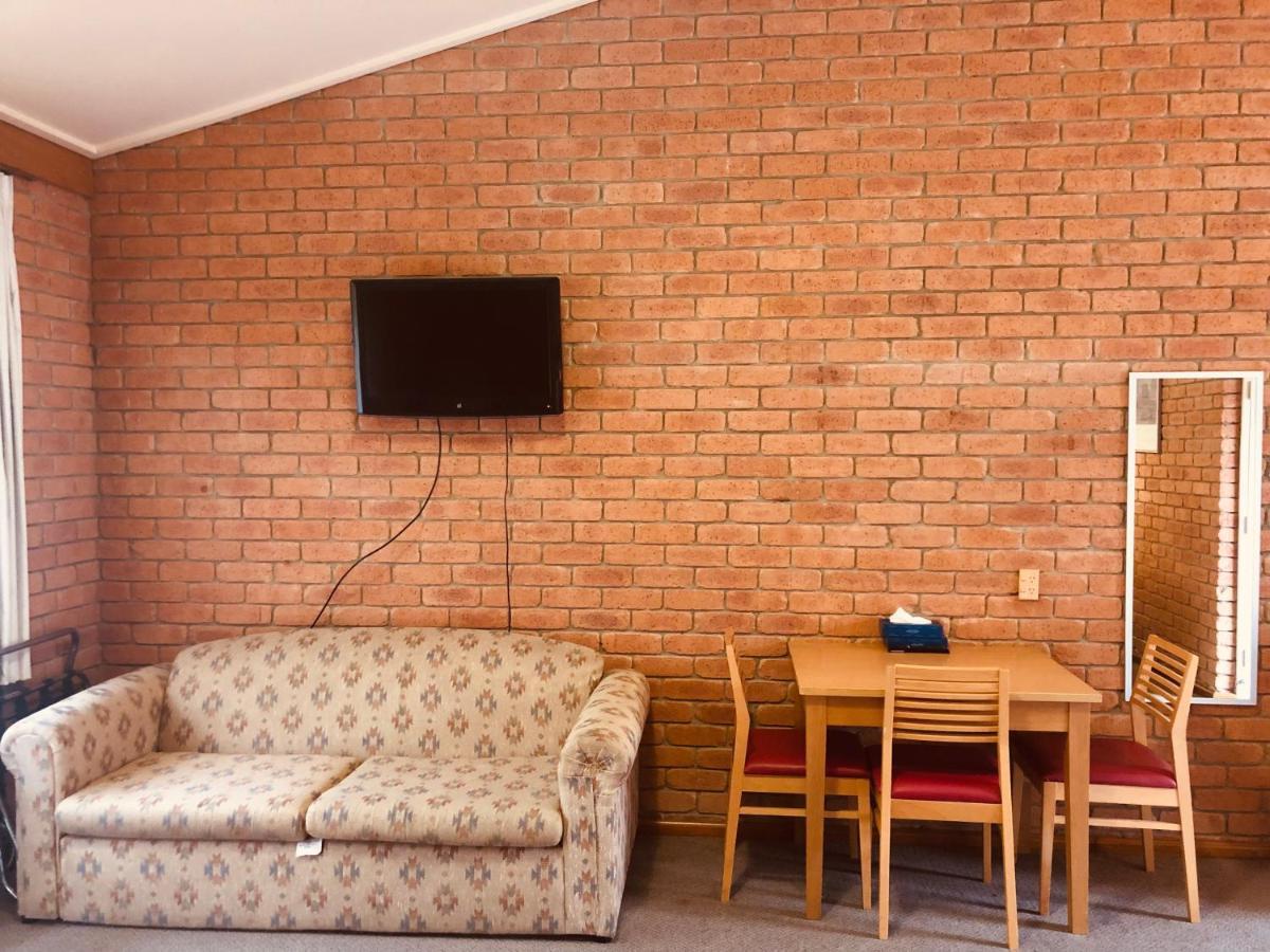 Main Lead Ballarat Motel Экстерьер фото