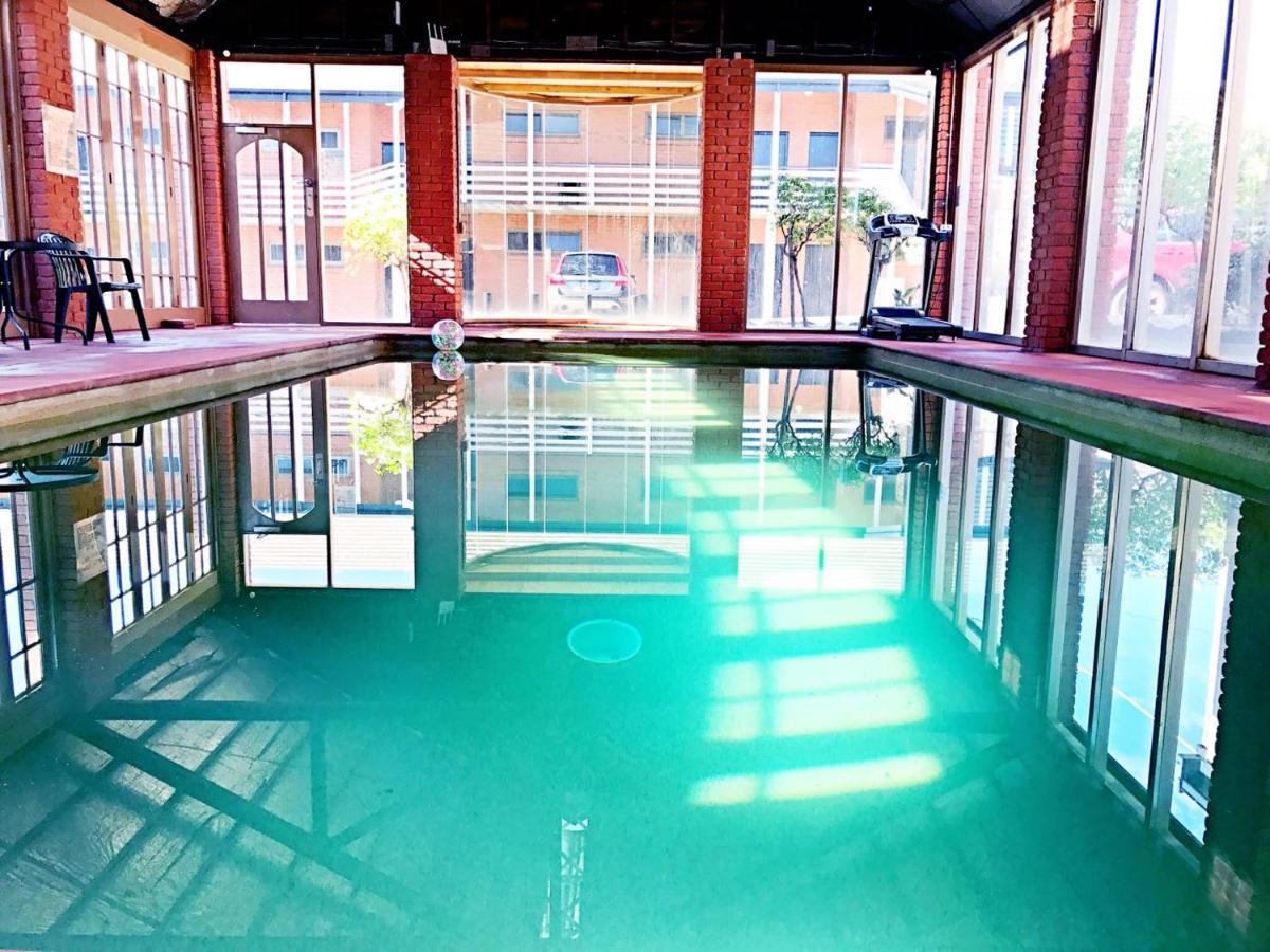 Main Lead Ballarat Motel Экстерьер фото